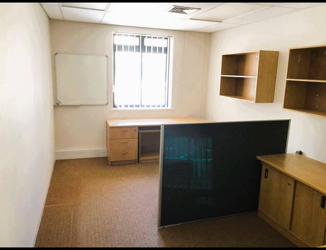 236M² OFFICE TO LET IN STEENBERG